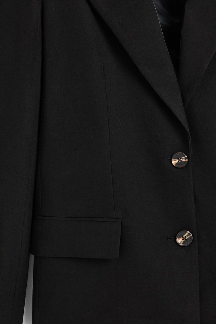 OVERSIZE SUIT BLAZER