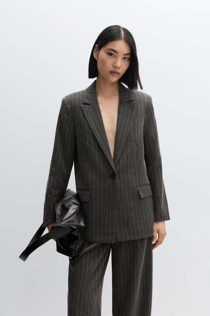PINSTRIPE BLAZER