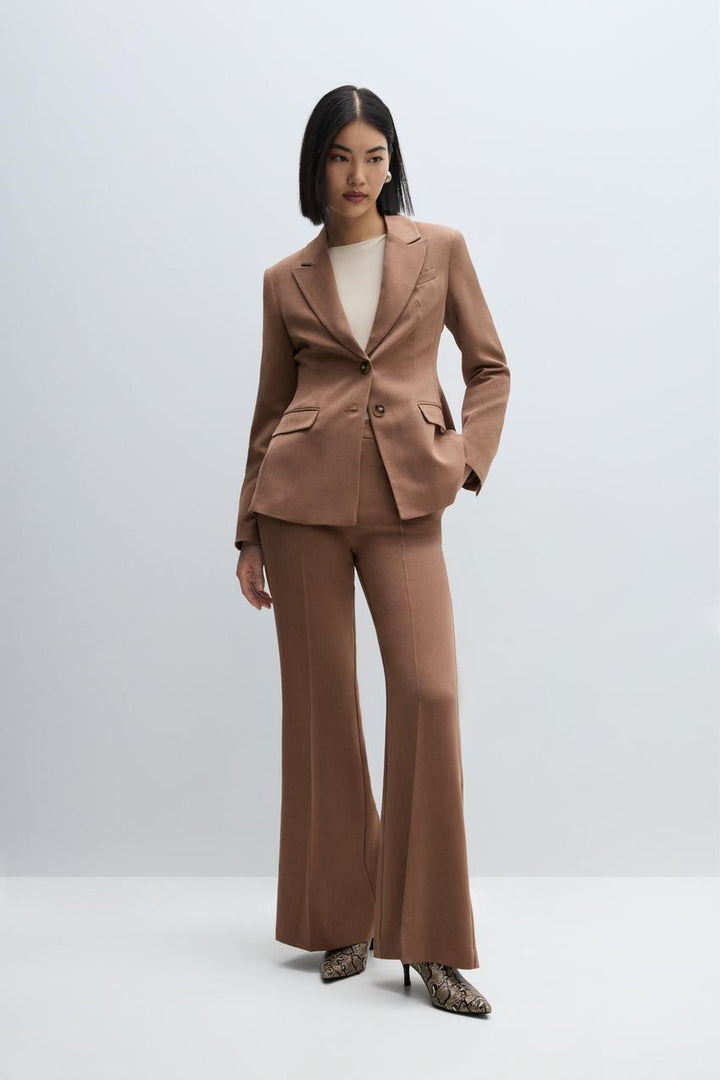 FITTED BLAZER