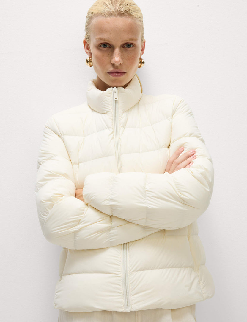 LIGHTWEIGHT PUFFER JACKET