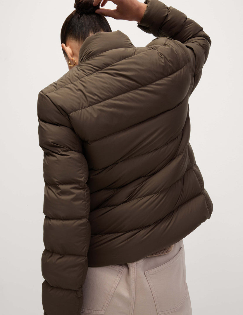 LIGHTWEIGHT PUFFER JACKET