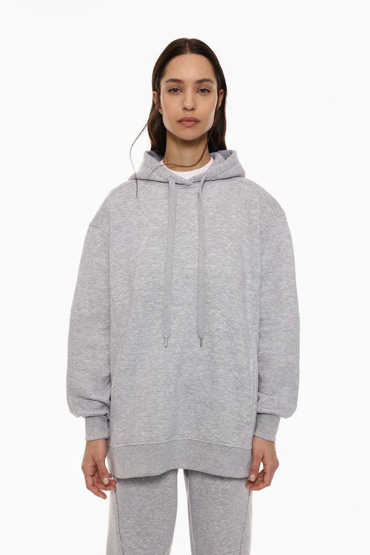 OVERSIZED PLUSH SWEATSHIRT
