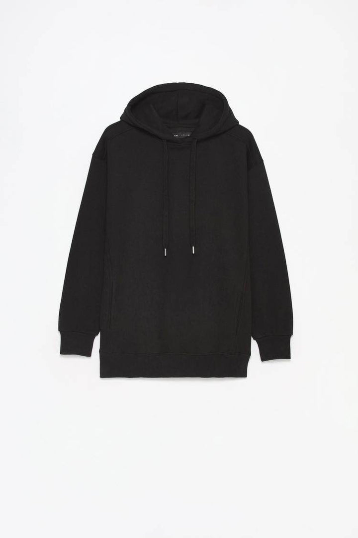 Black oversized plush sweatshirt for women

