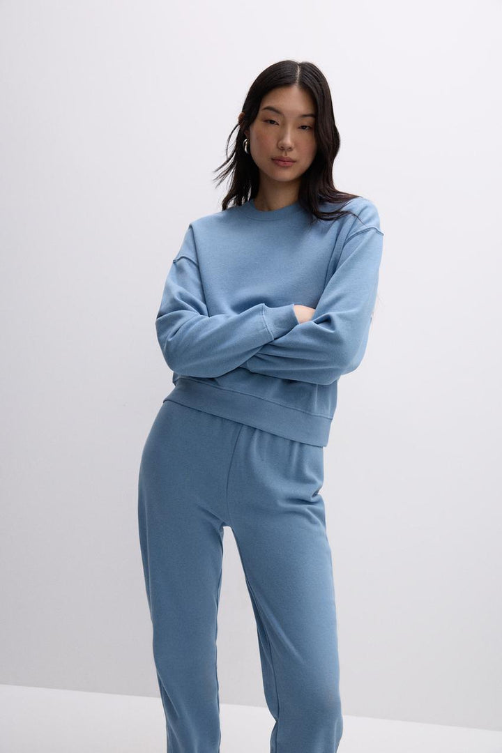 Front full view of a blue women's sweatshirt
