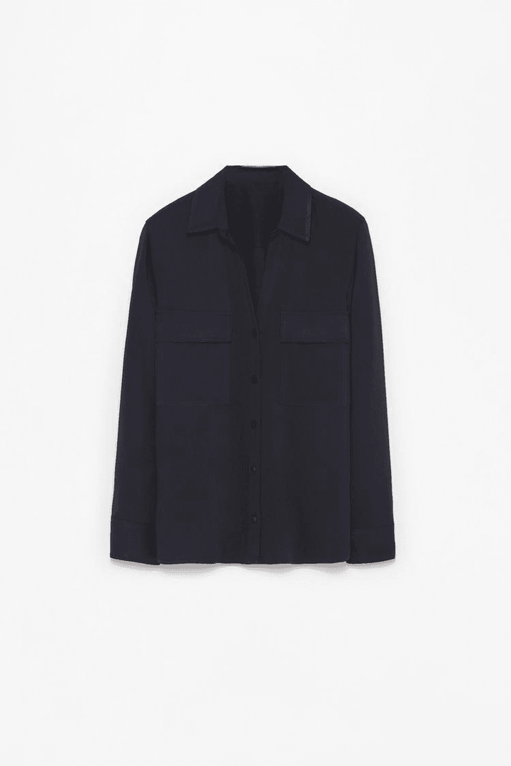 Navy shirt with pockets for women

